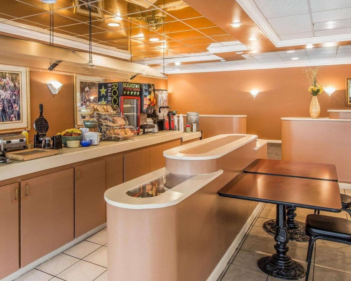 Econo Lodge Douglas Ngoại thất bức ảnh
